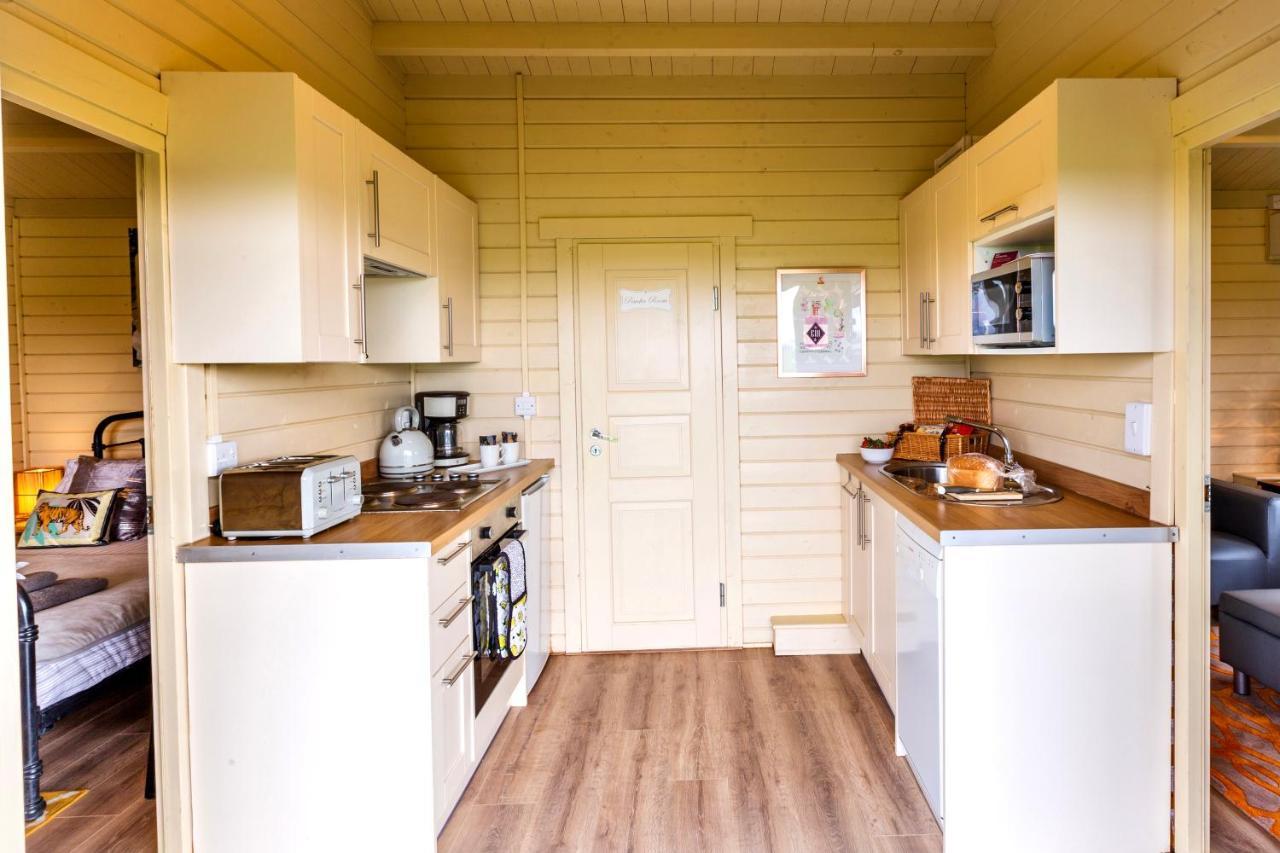 The Retreat Log Cabin Sudbury (Suffolk) Exterior foto